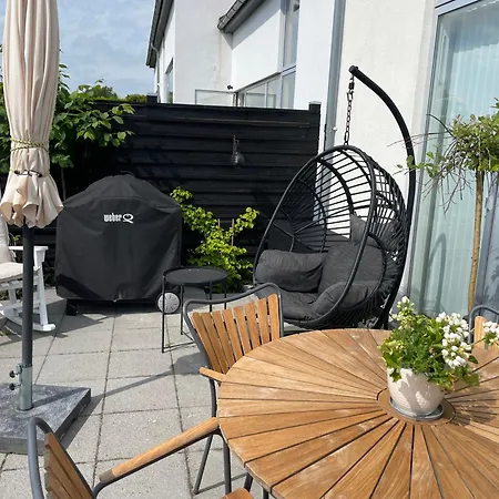 Vila Velindrettet Raekkehus Med Fantastisk Udsigt
